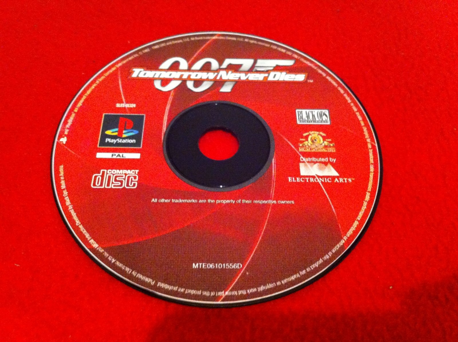 007: Tomorrow Never Dies - PS1 Game - PlayStation, Games, Action and adventure - Level Up Gaming NZ