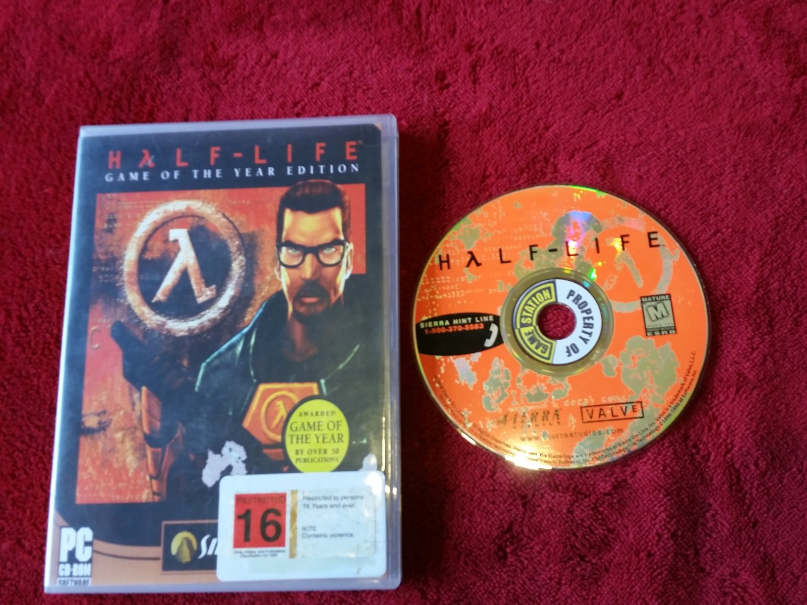 Half Life - Game of the Year Edition - 9.4/10! PC Game - PC games, Shooter - Level Up Gaming NZ