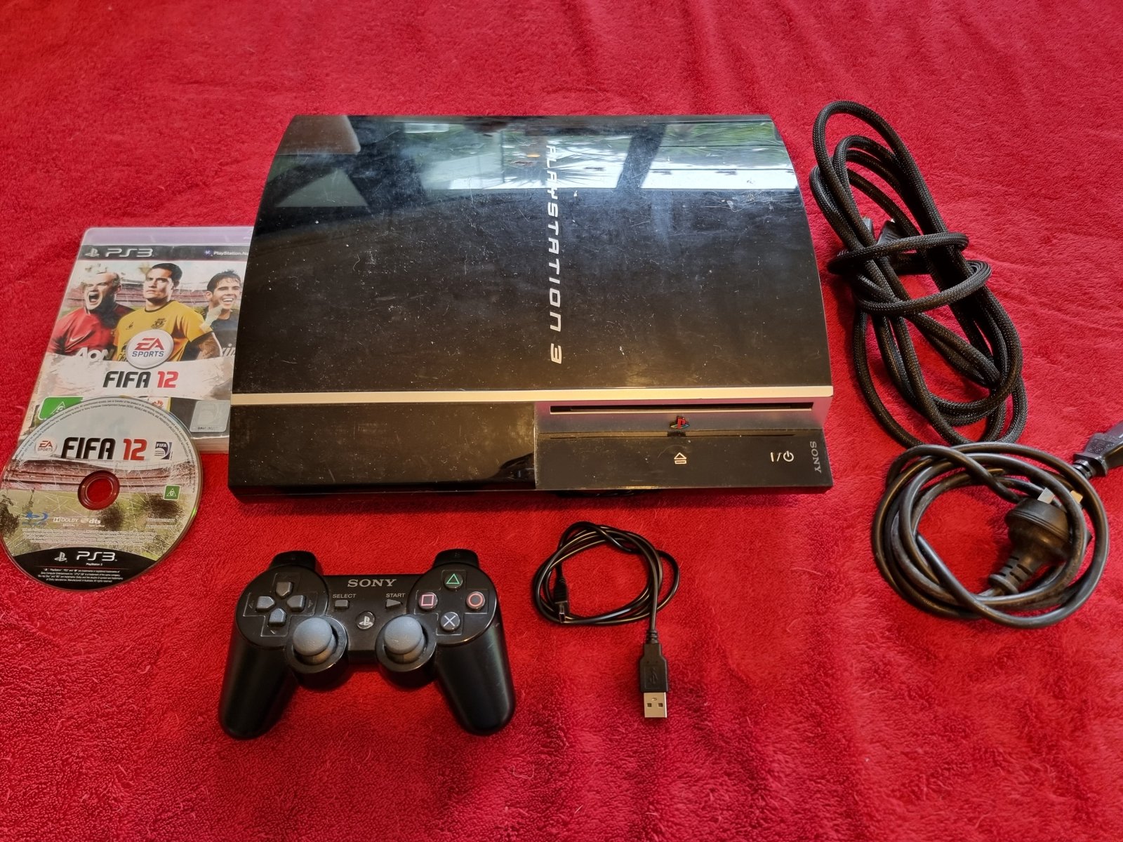 Play Station 3 Console + 1 Controller + Game - PlayStation 3, Consoles - Level Up Gaming NZ
