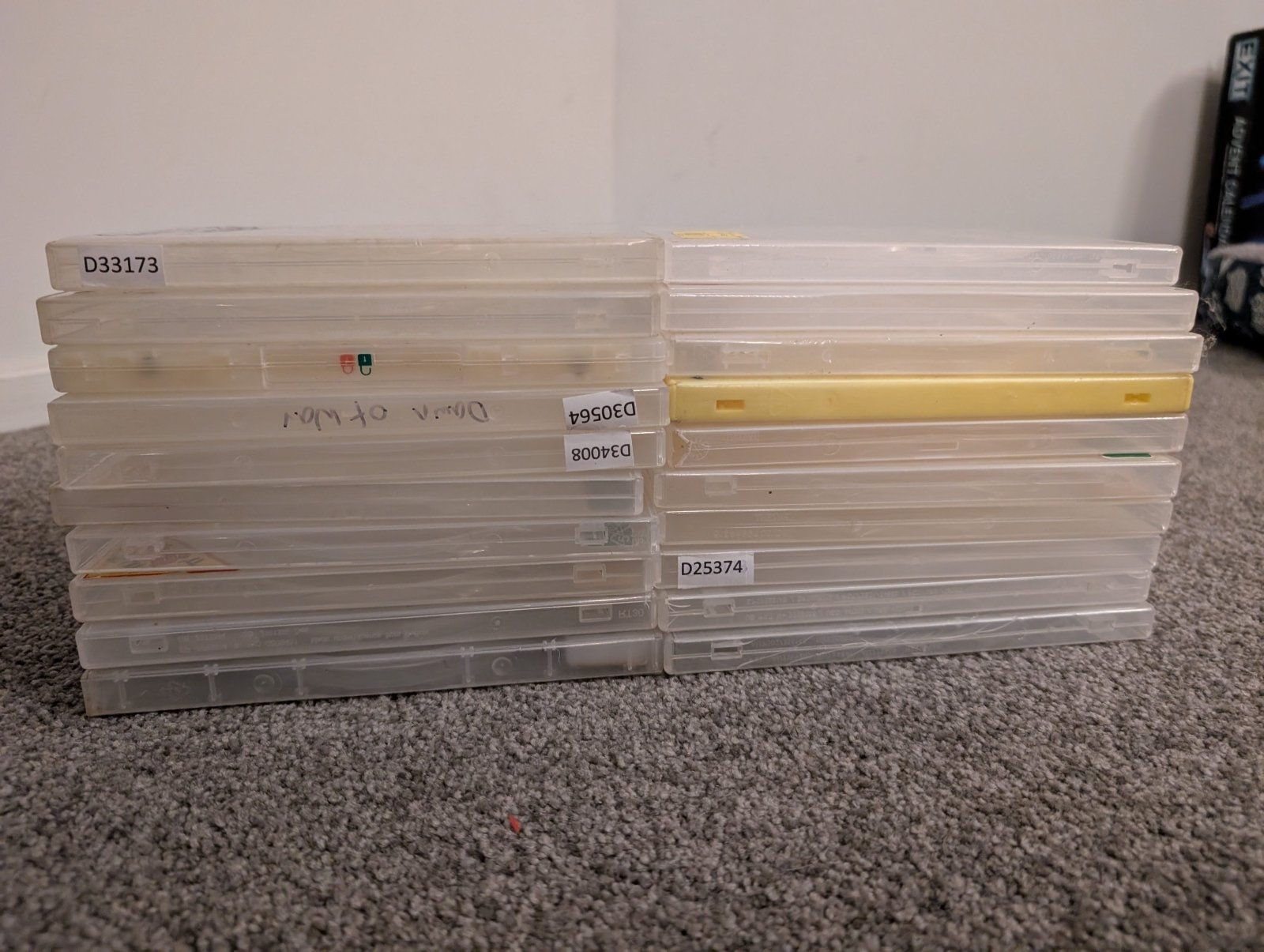20 Clear DVD Cases - Level Up Gaming NZ