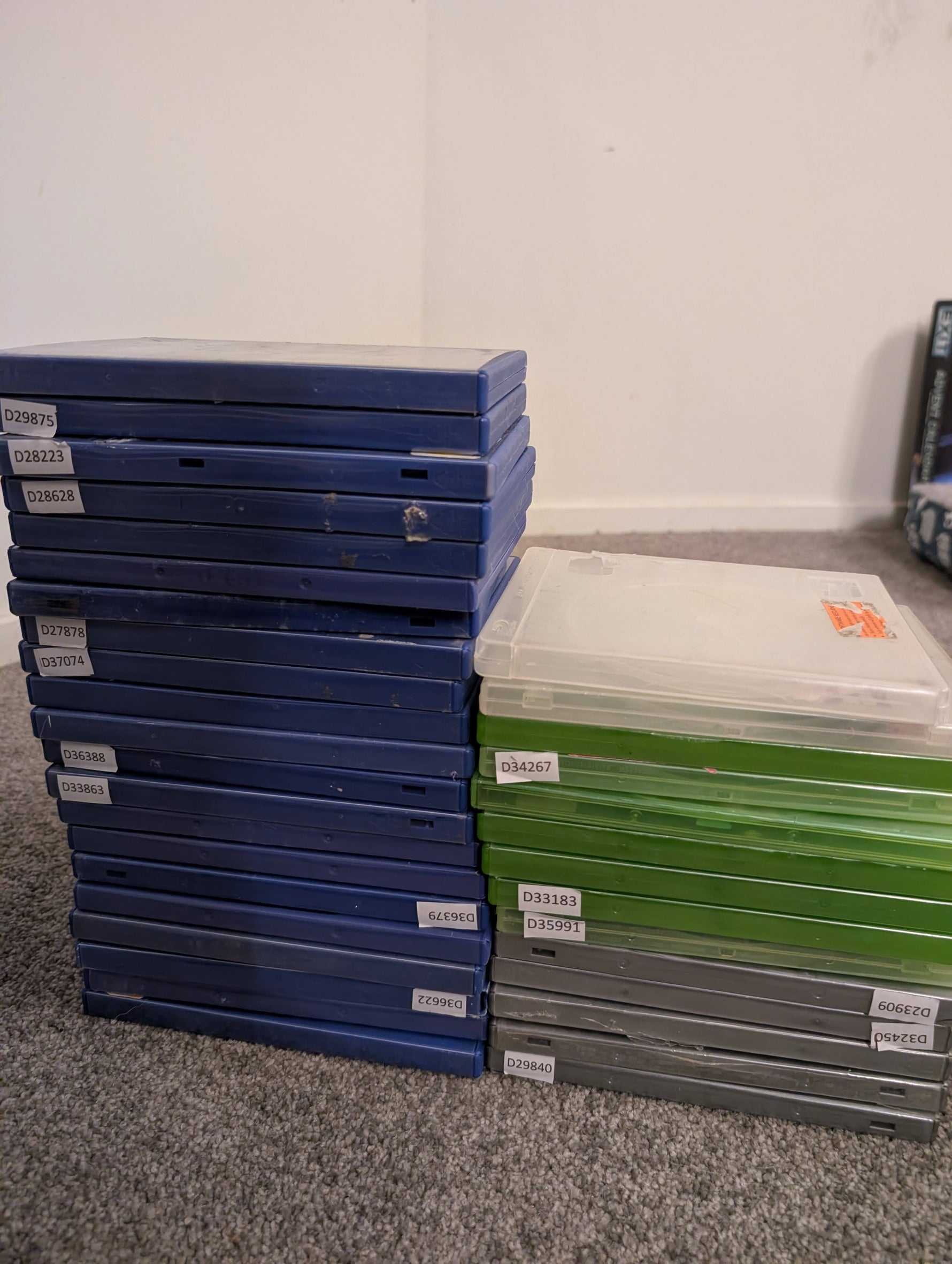 37 Damaged PS2 & Xbox Cases